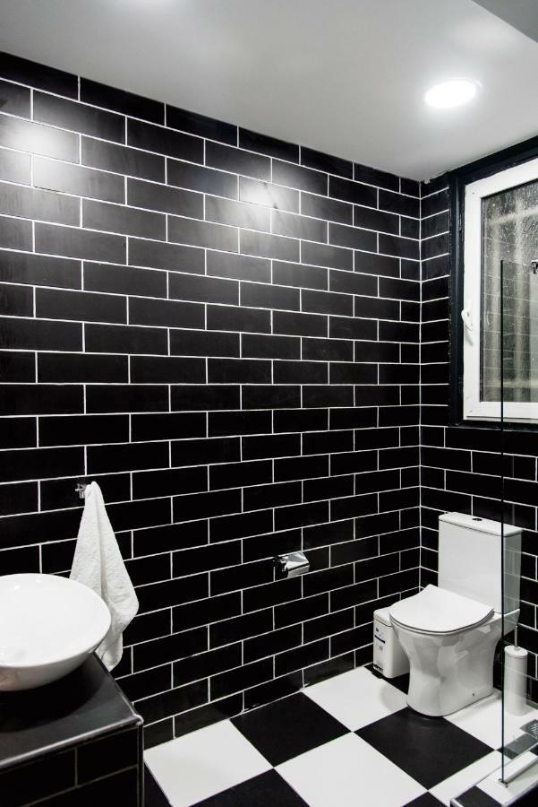 Home Plus Eleutheria Budget Room Athén Kültér fotó